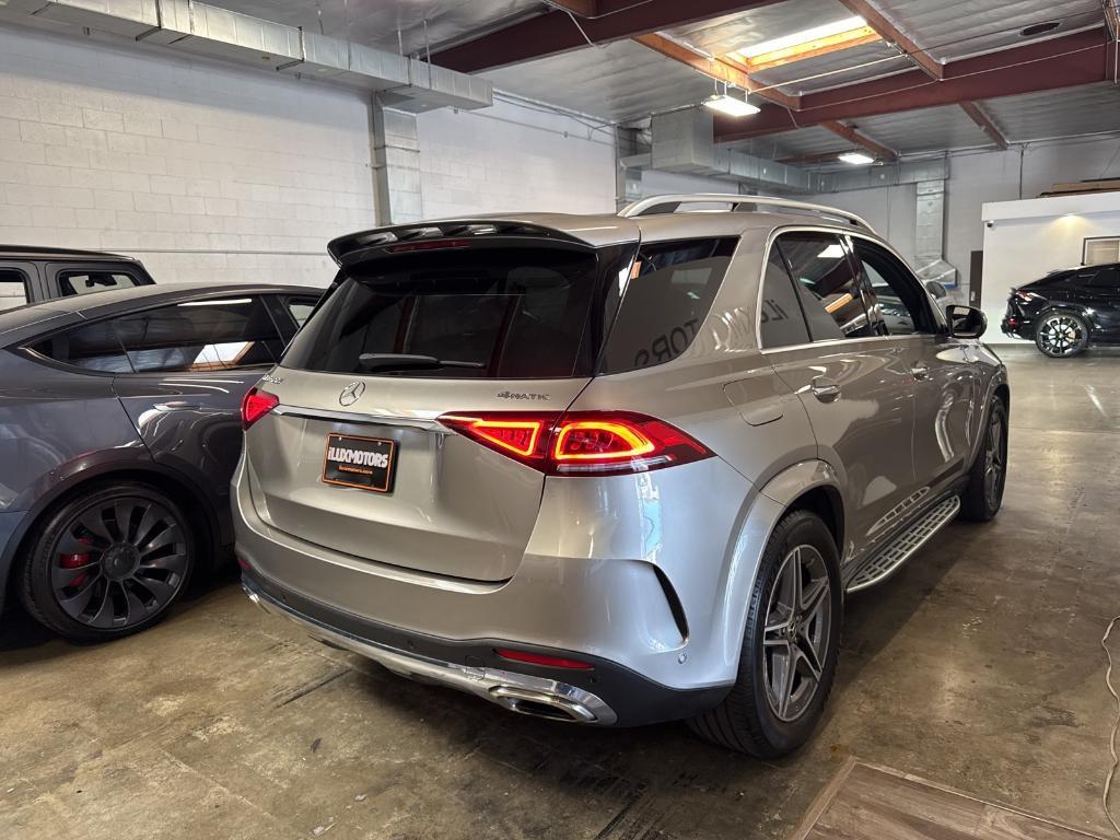 used 2021 Mercedes-Benz GLE 450 car, priced at $40,888