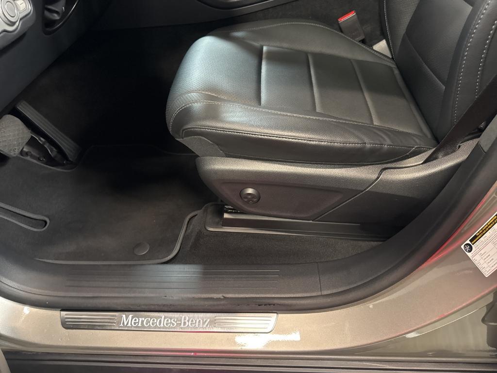 used 2021 Mercedes-Benz GLE 450 car, priced at $40,888