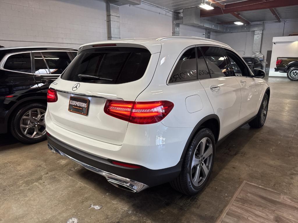 used 2019 Mercedes-Benz GLC 300 car, priced at $19,288