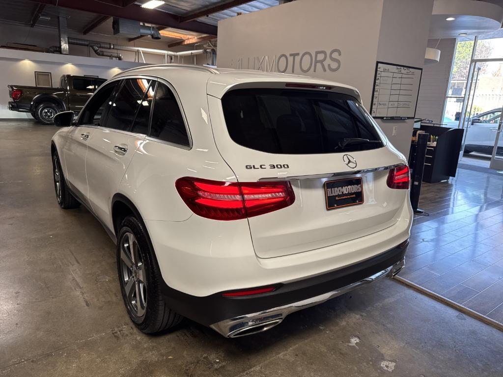 used 2019 Mercedes-Benz GLC 300 car, priced at $19,288