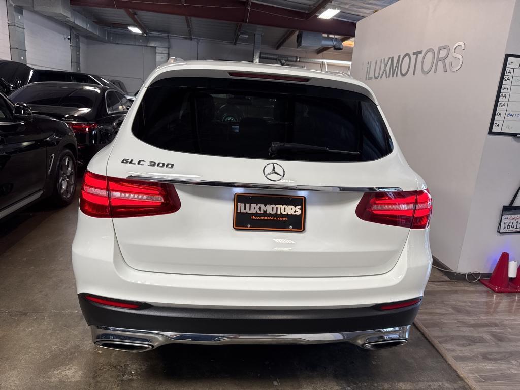used 2019 Mercedes-Benz GLC 300 car, priced at $19,288