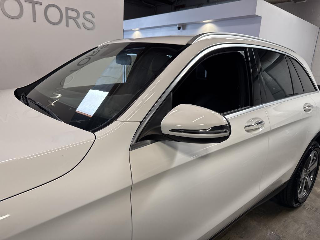 used 2019 Mercedes-Benz GLC 300 car, priced at $19,288