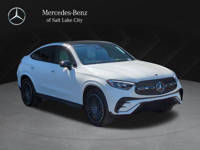 new 2025 Mercedes-Benz GLC 300 car, priced at $67,955