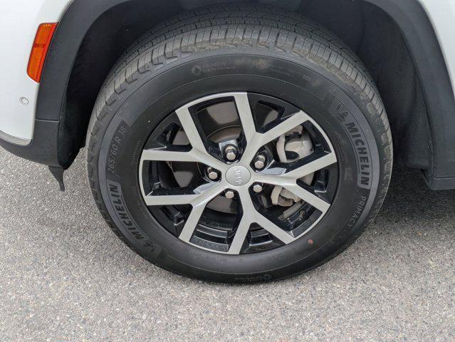 used 2024 Jeep Grand Cherokee L car, priced at $35,561