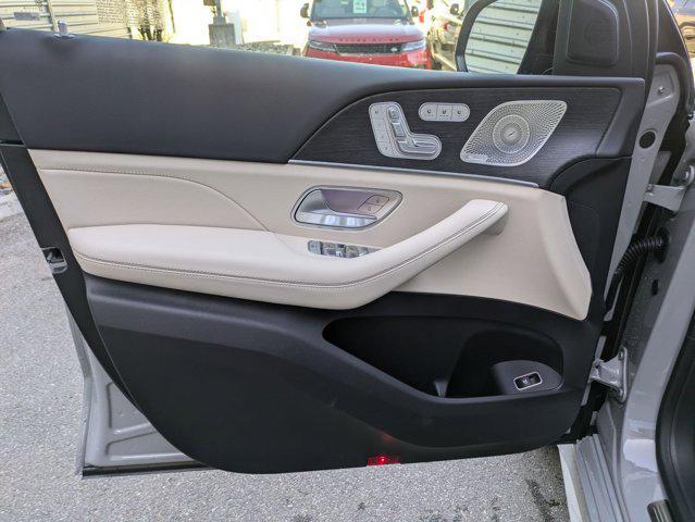 new 2025 Mercedes-Benz GLE 450 car, priced at $86,735