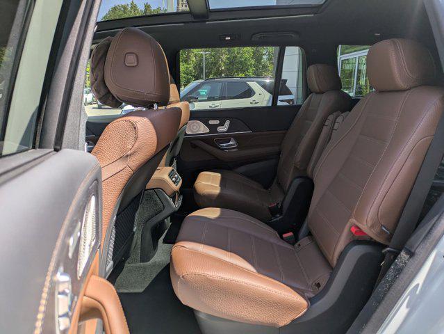 new 2025 Mercedes-Benz GLS 580 car, priced at $124,875