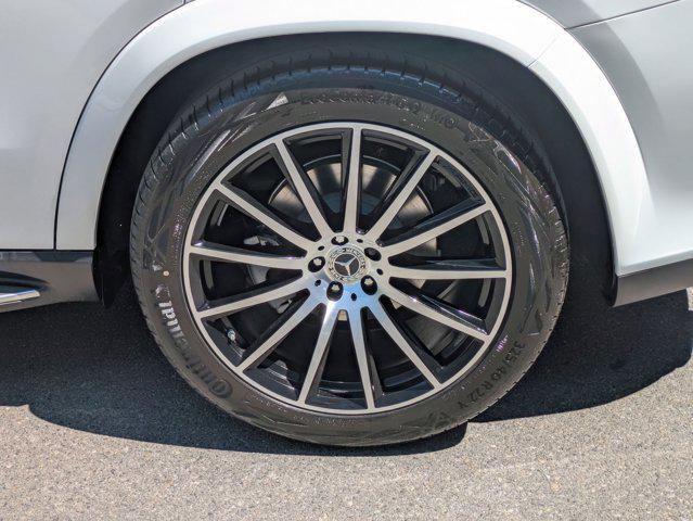 new 2025 Mercedes-Benz GLS 580 car, priced at $124,875