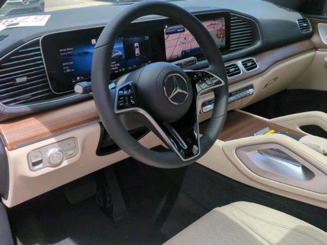 new 2025 Mercedes-Benz GLE 450 car, priced at $85,015