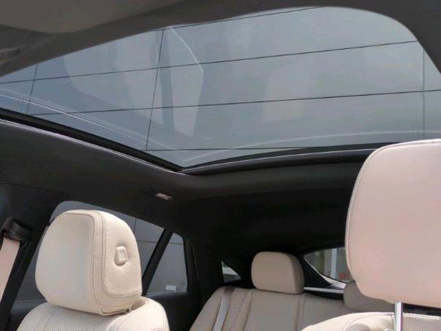 new 2025 Mercedes-Benz GLE 450 car, priced at $85,015