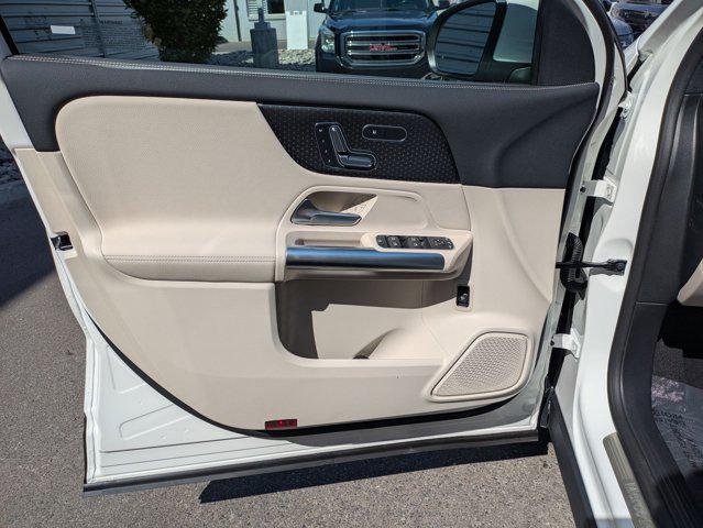 new 2026 Mercedes-Benz GLA 250 car, priced at $45,530