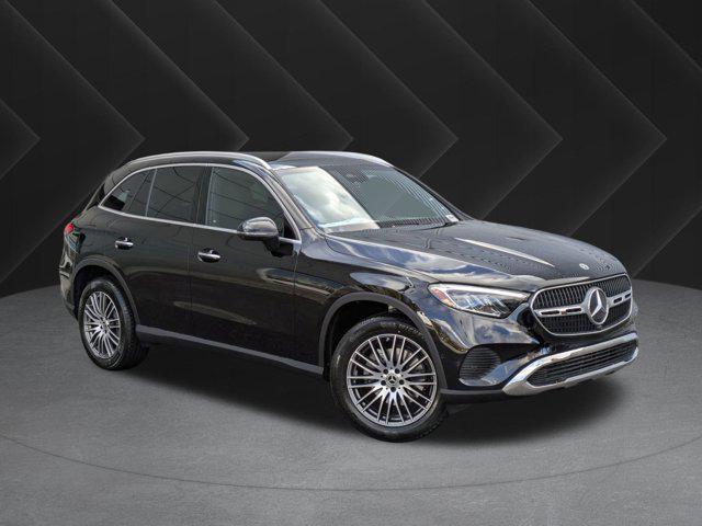 new 2025 Mercedes-Benz GLC 300 car, priced at $58,295