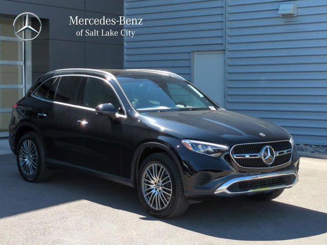 new 2025 Mercedes-Benz GLC 300 car, priced at $58,255