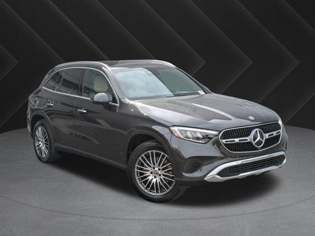 new 2025 Mercedes-Benz GLC 300 car, priced at $59,695