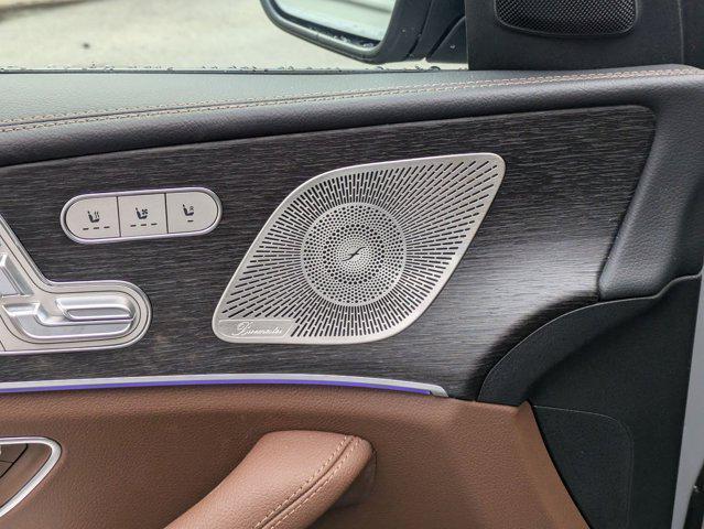 new 2025 Mercedes-Benz GLS 580 car, priced at $122,715