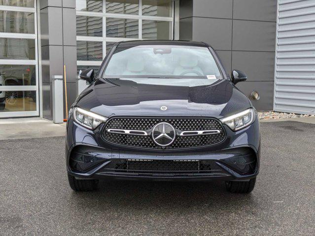 new 2024 Mercedes-Benz GLC 300 car, priced at $64,300