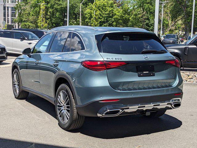 new 2025 Mercedes-Benz GLC 300 car, priced at $59,915