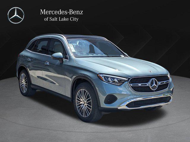 new 2025 Mercedes-Benz GLC 300 car, priced at $59,915