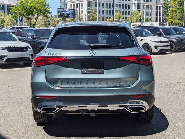 new 2025 Mercedes-Benz GLC 300 car, priced at $59,915