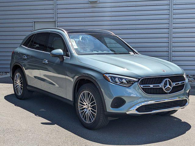 new 2025 Mercedes-Benz GLC 300 car, priced at $59,915