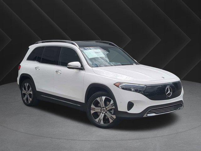new 2024 Mercedes-Benz EQB 300 car, priced at $64,210