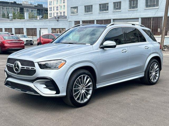 new 2024 Mercedes-Benz GLE 450 car, priced at $84,590