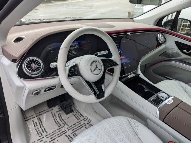 new 2023 Mercedes-Benz EQS 580 car, priced at $127,950