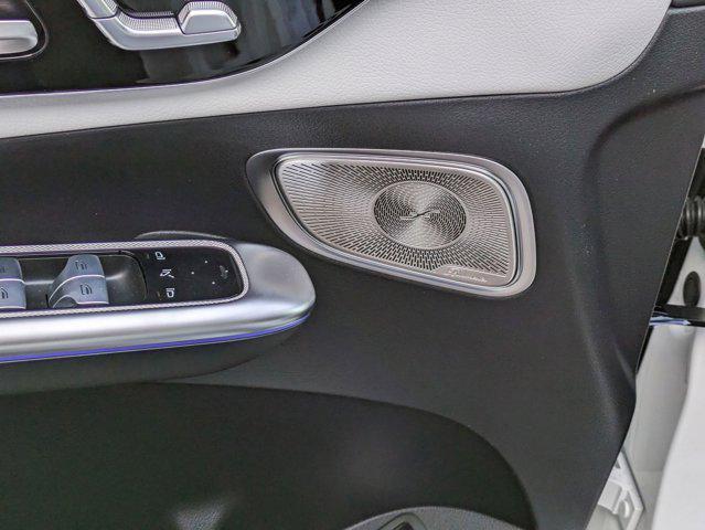 new 2025 Mercedes-Benz GLC 300 car, priced at $67,645