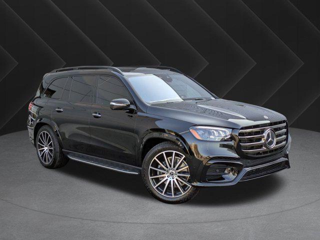 new 2025 Mercedes-Benz GLS 580 car, priced at $121,710