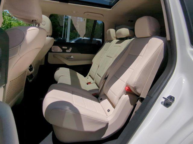 new 2025 Mercedes-Benz GLS 450 car, priced at $997,615