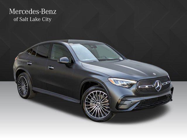 new 2025 Mercedes-Benz GLC 300 car, priced at $71,395