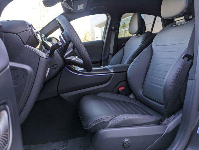 new 2025 Mercedes-Benz GLC 300 car, priced at $71,395