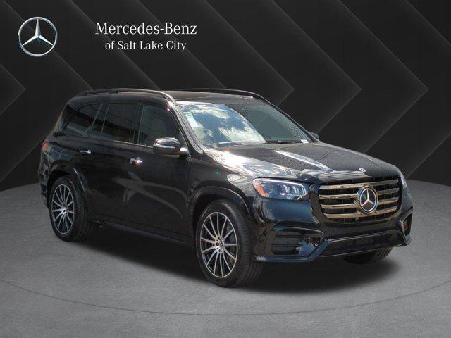 new 2025 Mercedes-Benz GLS 450 car, priced at $98,165