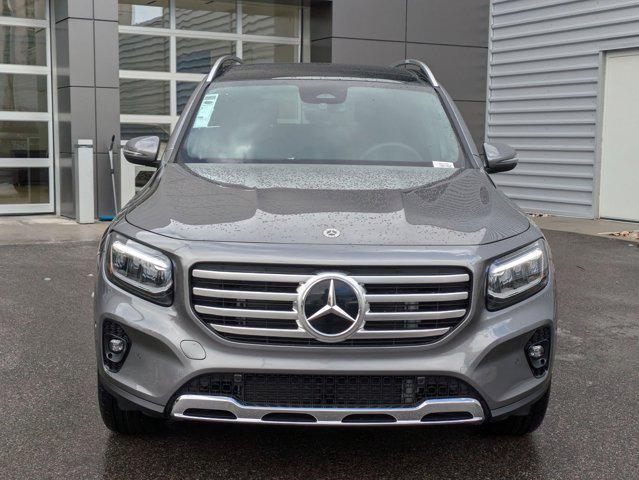 new 2025 Mercedes-Benz GLB 250 car, priced at $51,925