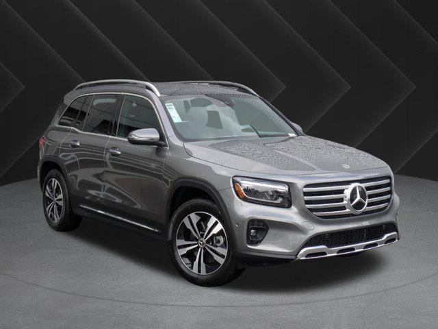 new 2025 Mercedes-Benz GLB 250 car, priced at $51,925
