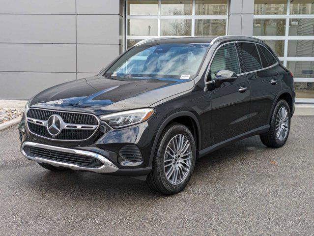 new 2024 Mercedes-Benz GLC 300 car, priced at $53,255