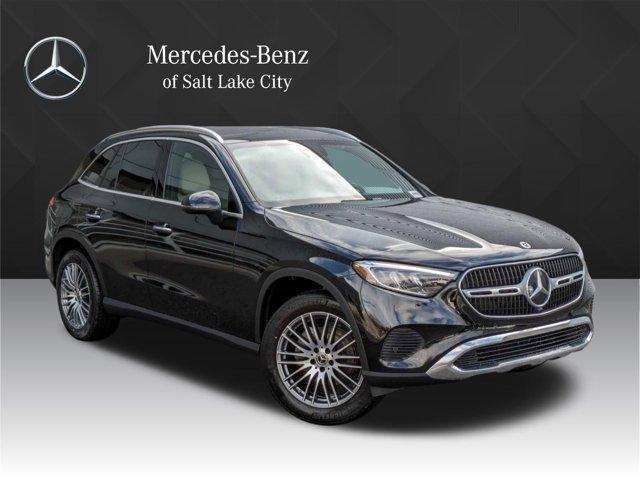 new 2024 Mercedes-Benz GLC 300 car, priced at $53,255