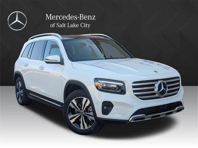 new 2024 Mercedes-Benz GLB 250 car, priced at $80,815