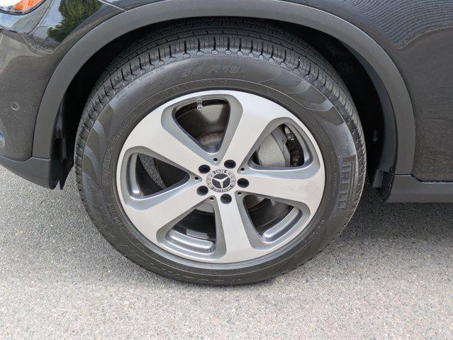 used 2022 Mercedes-Benz GLC 300 car, priced at $33,516