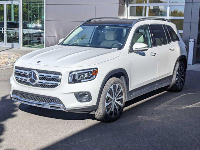 new 2023 Mercedes-Benz GLB 250 car, priced at $43,285