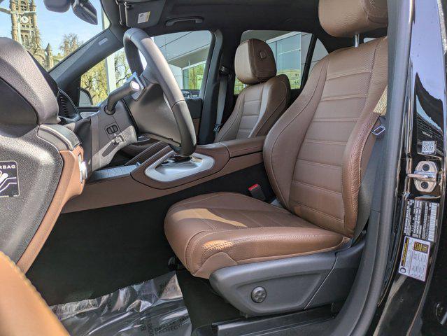 new 2025 Mercedes-Benz GLE 450 car, priced at $84,585