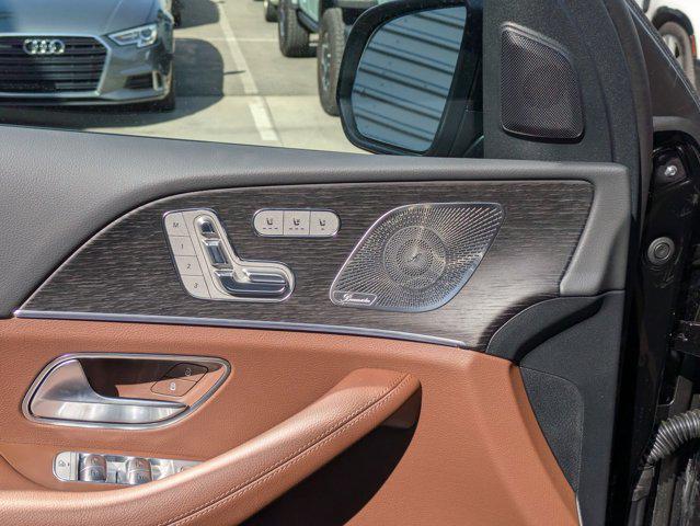 new 2025 Mercedes-Benz GLE 450 car, priced at $84,585