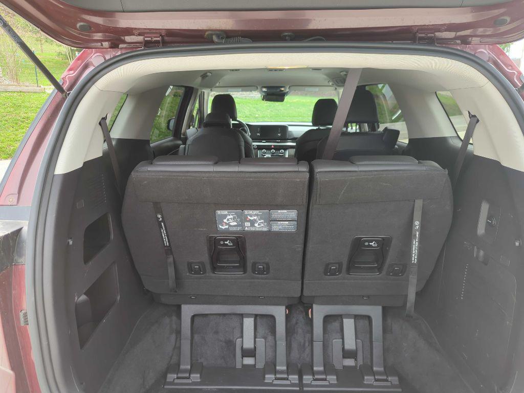 used 2024 Kia Carnival car, priced at $30,000