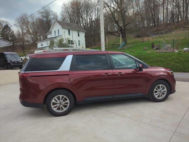 used 2024 Kia Carnival car, priced at $29,950