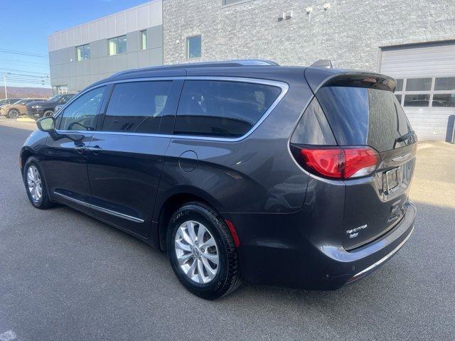 used 2018 Chrysler Pacifica car, priced at $19,000