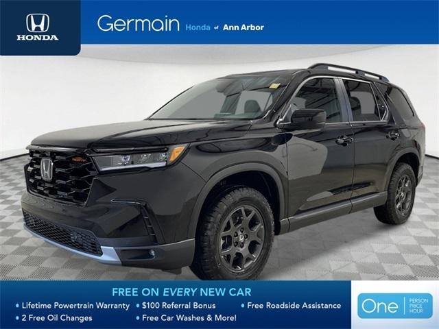 new 2025 Honda Pilot car, priced at $47,933