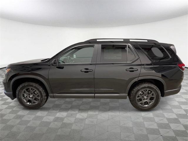 new 2025 Honda Pilot car, priced at $47,933