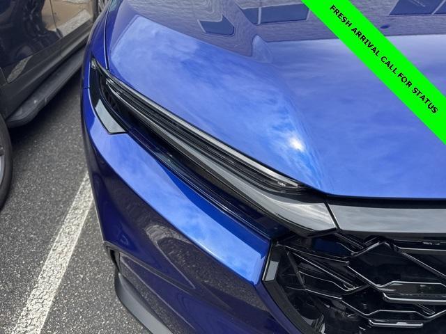 used 2025 Honda CR-V Hybrid car, priced at $36,999