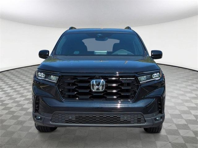 new 2025 Honda Pilot car, priced at $51,655