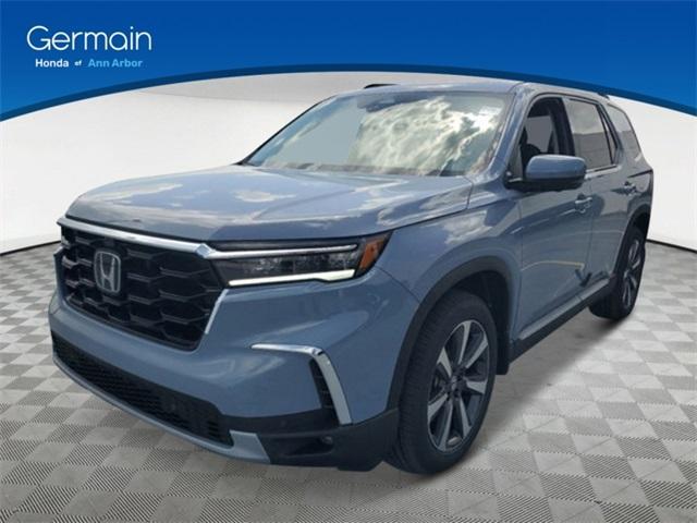 new 2025 Honda Pilot car, priced at $52,288