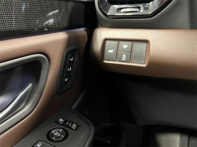 new 2025 Honda Pilot car, priced at $53,330